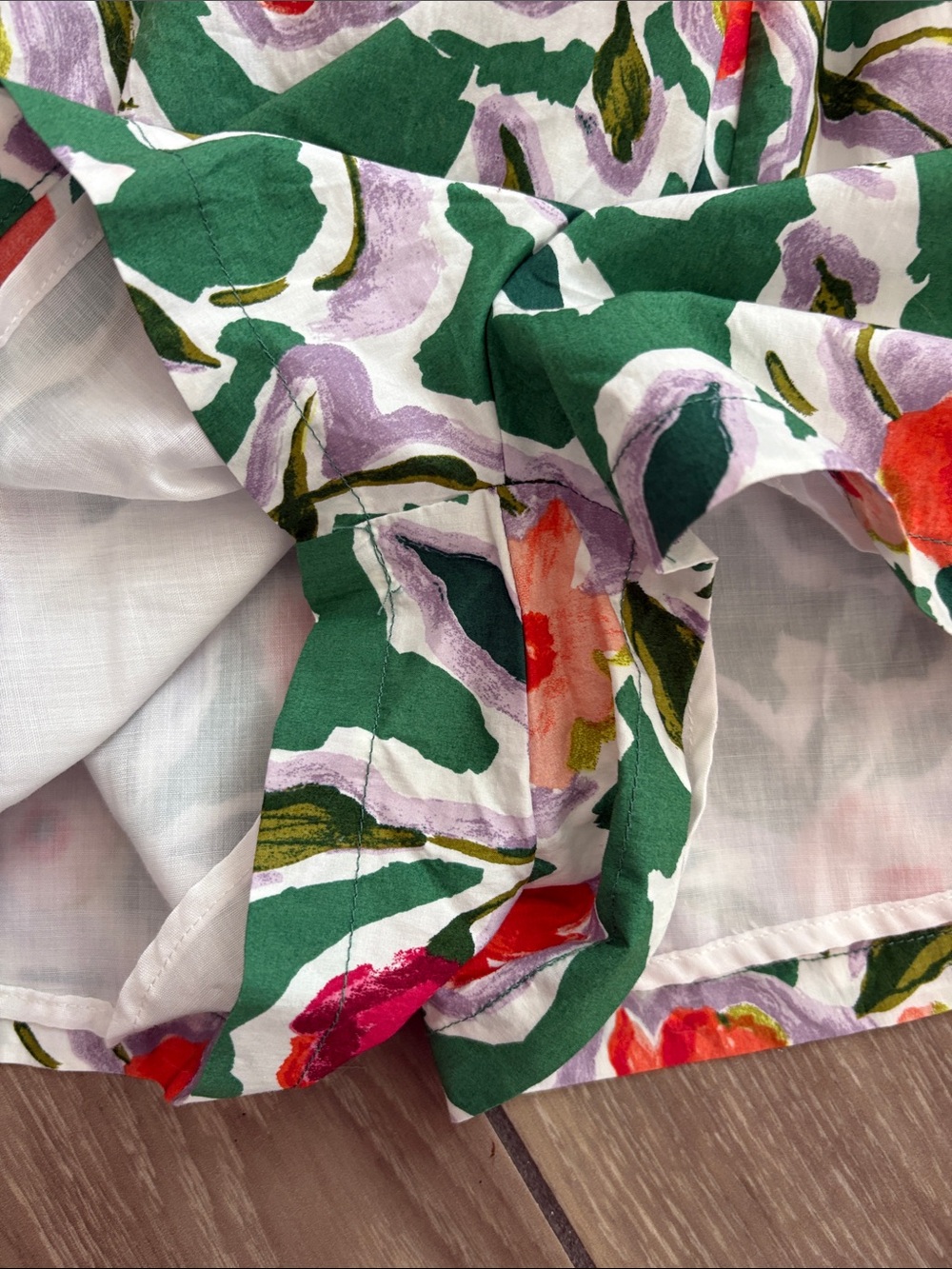 English Factory Green Floral Elastic Waist Cotton Lined Shorts Womens Large NWT - Picture 6 of 8